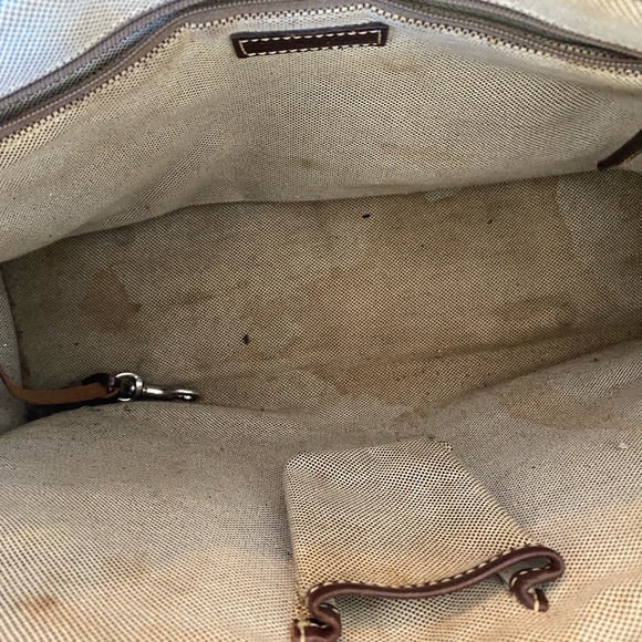 Dooney & Bourke Messenger Bag (Tan) w/Silver Hardware & Shoulder Strap. - Picture 14 of 14